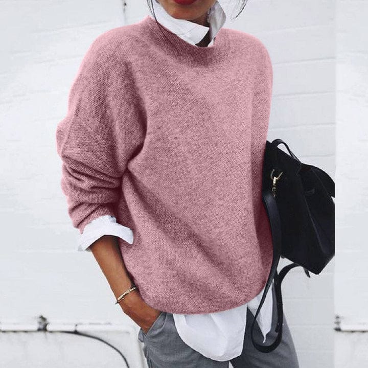 Relaxed Fit Women's Knit Jumper with Soft Fabric and Round Neck
