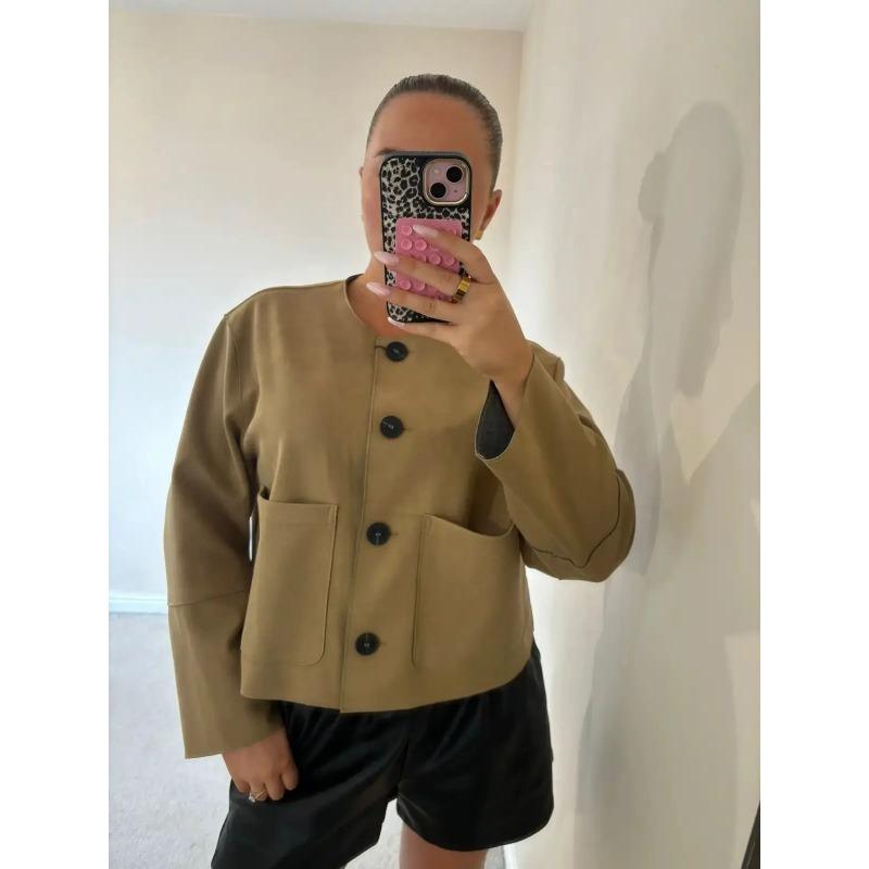 Elegant Tailored Fit Long Sleeve Cropped Blazer Jacket for Women