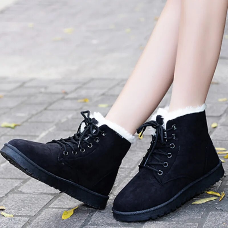 Women's Lace-Up Ankle Boots Featuring Cozy Lining and Slip-Resistant Sole