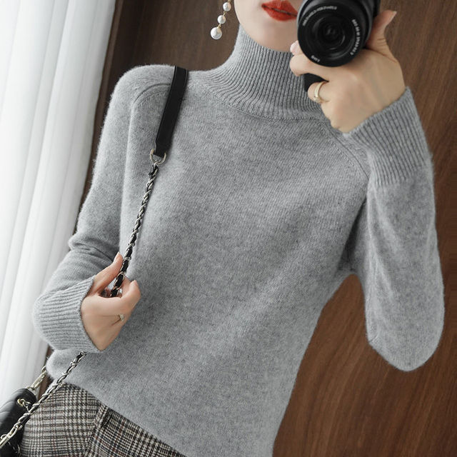 Flynni | Ladies' Turtleneck Knit Sweater