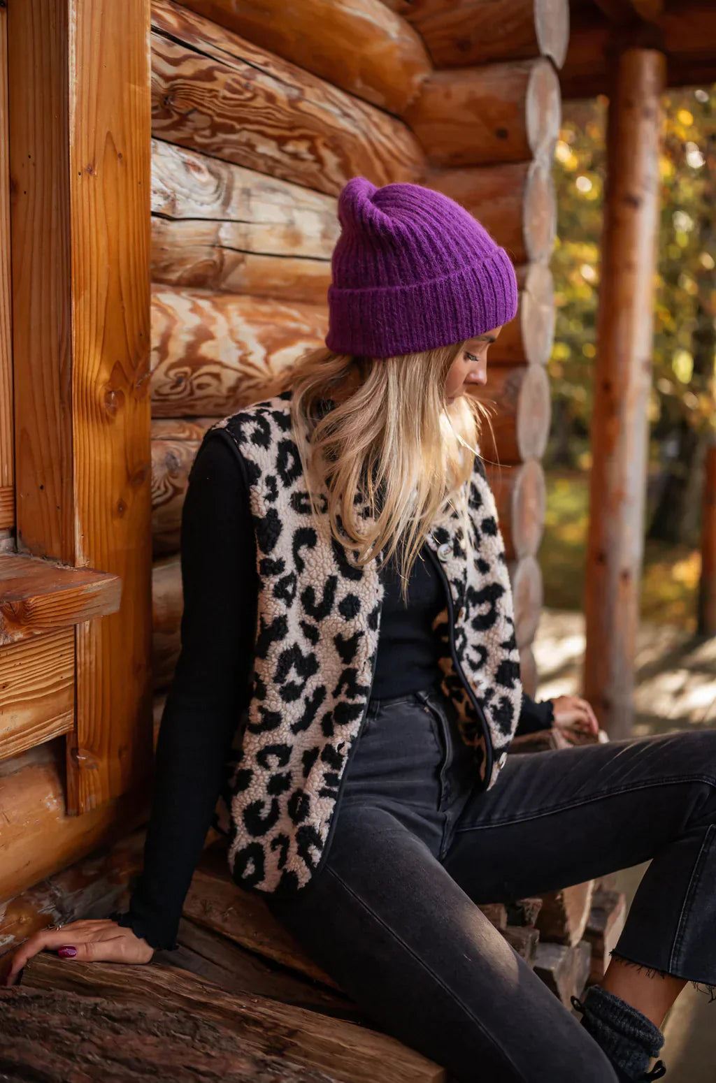Button-Front Knit Vest for Women in Leopard Print