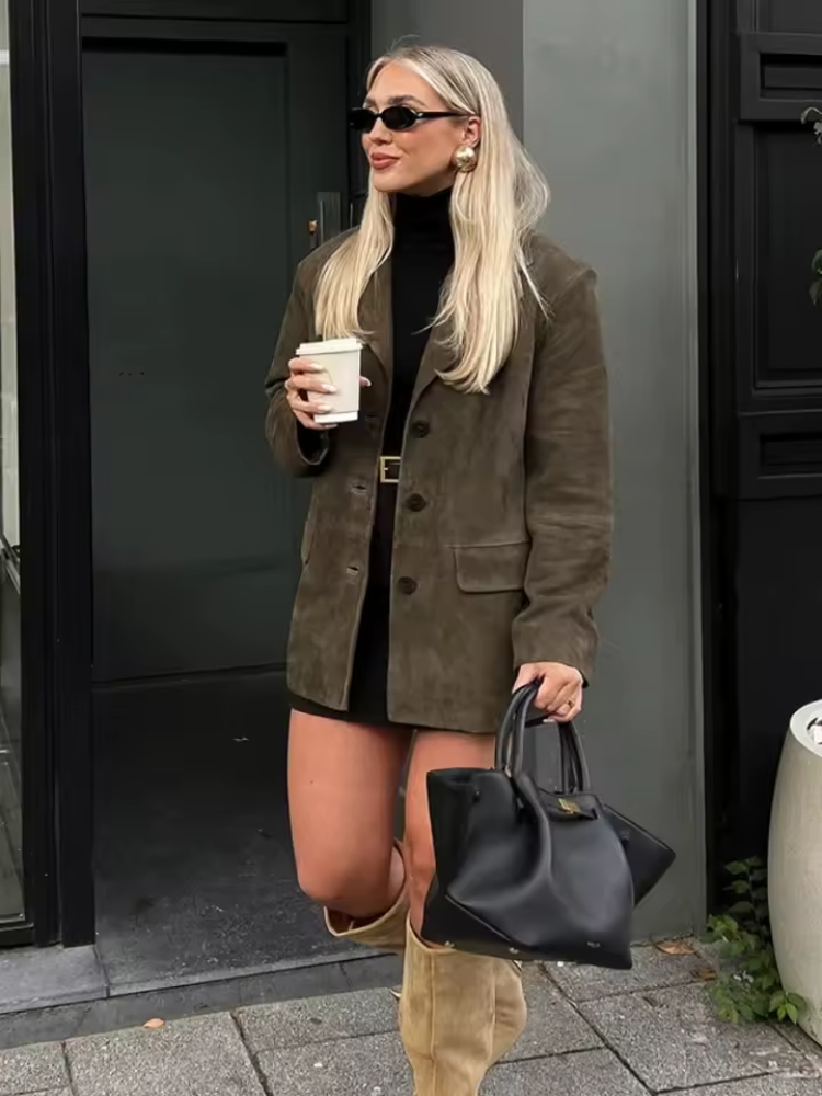 Women's Oversized Button-Up Winter Coat with Pockets