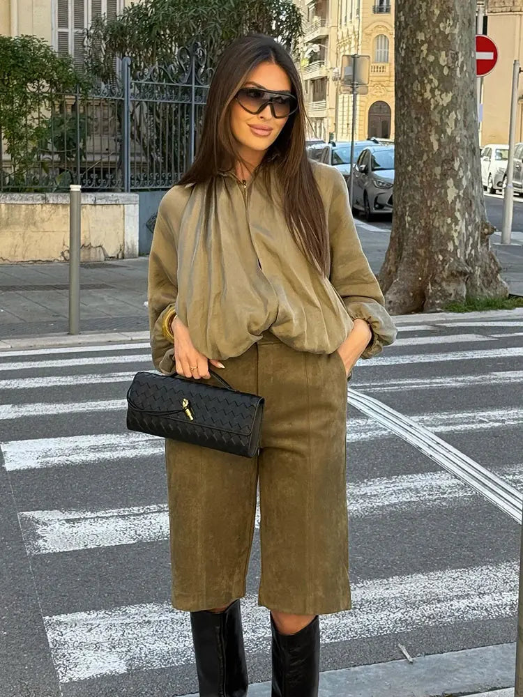 Women's Oversized Bomber Jacket with Long Puff Sleeves and Zip Closure