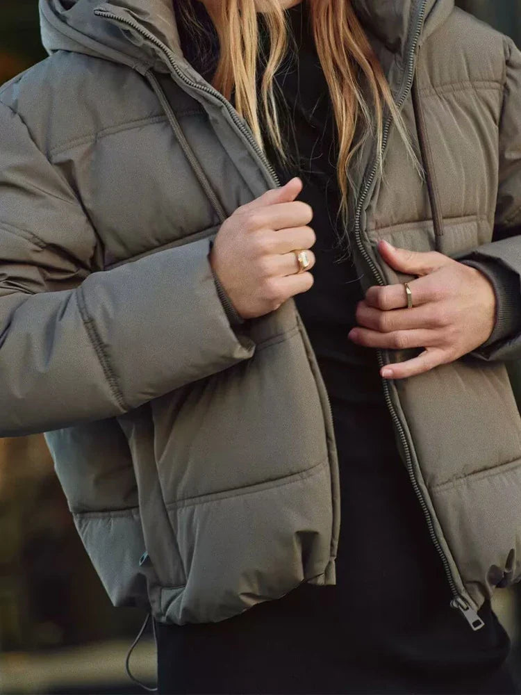 Women's Quilted Insulated Hooded Puffer Jacket for Casual Wear