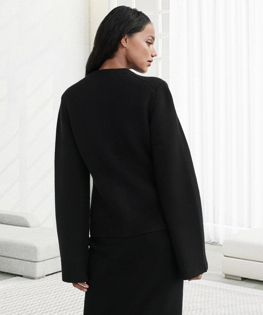 Women's Stylish Slim Fit Round Neck Cardigan with Button Detail