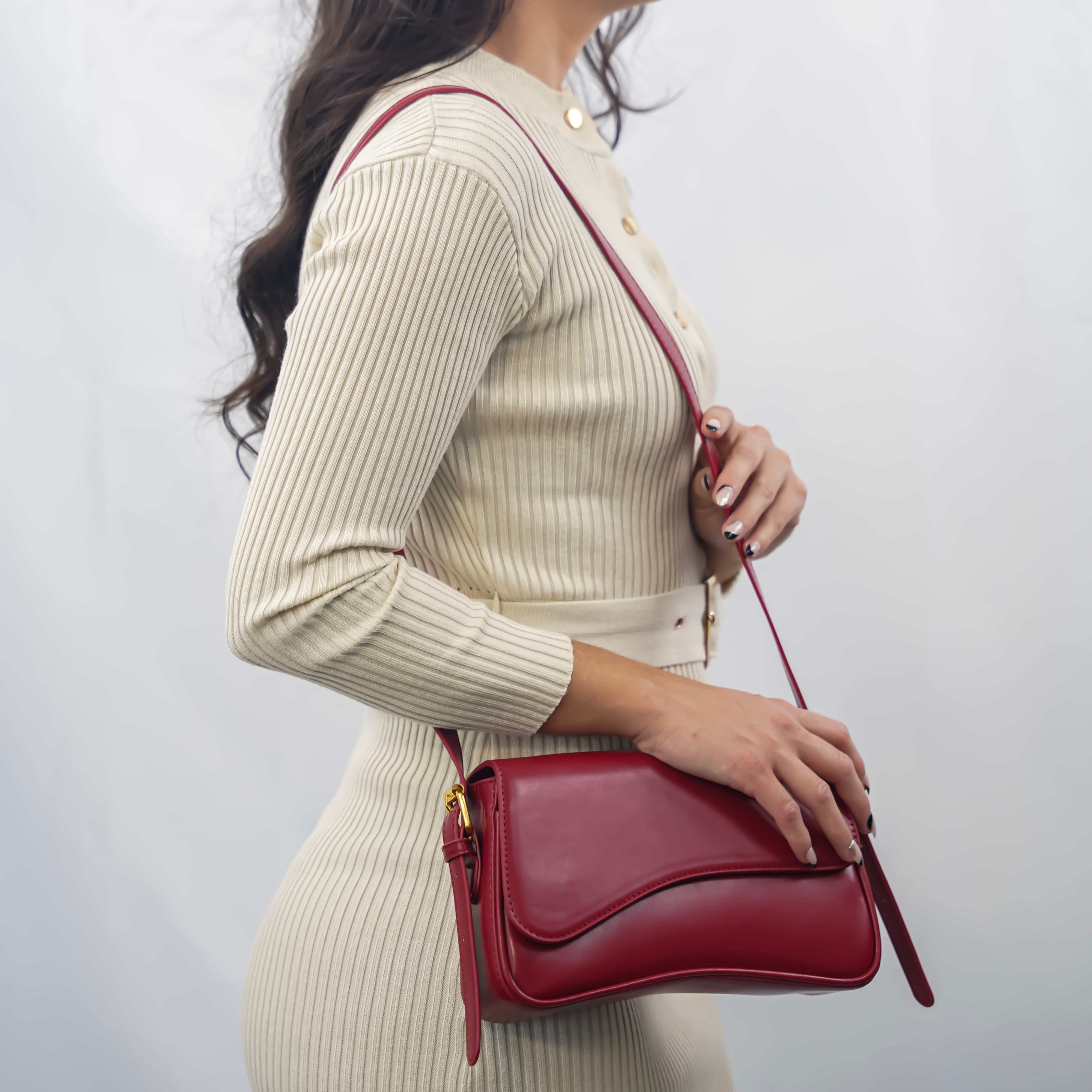 Adjustable Strap Women's Curved Flap Shoulder Bag with Closure