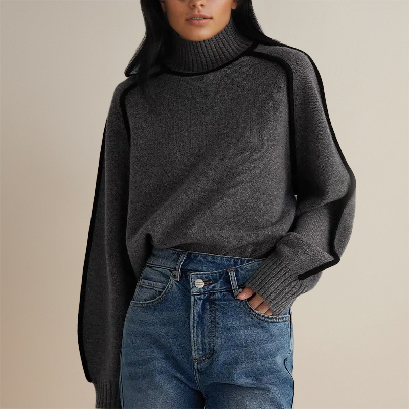 Women's Oversized Turtleneck Sweater Featuring Contrasting Sleeve Trim