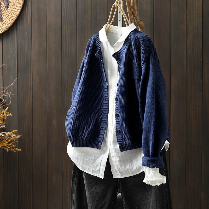 Women's Oversized Knit Cardigan Featuring Pocket and Button Closure