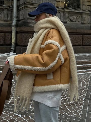 Women's Oversized Short Winter Jacket Featuring Contrast Trim