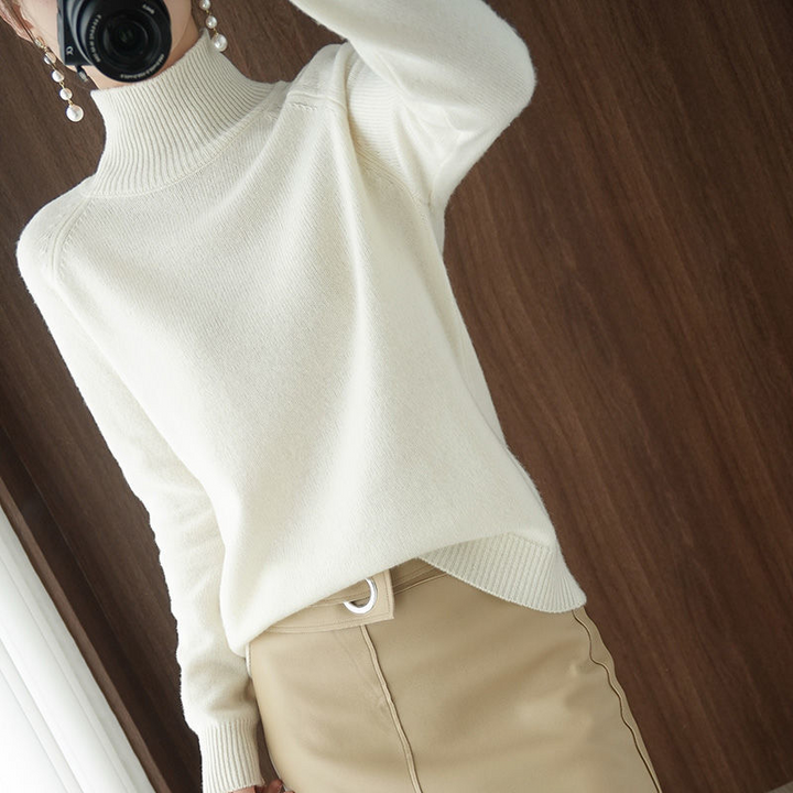 Flynni | Ladies' Turtleneck Knit Sweater