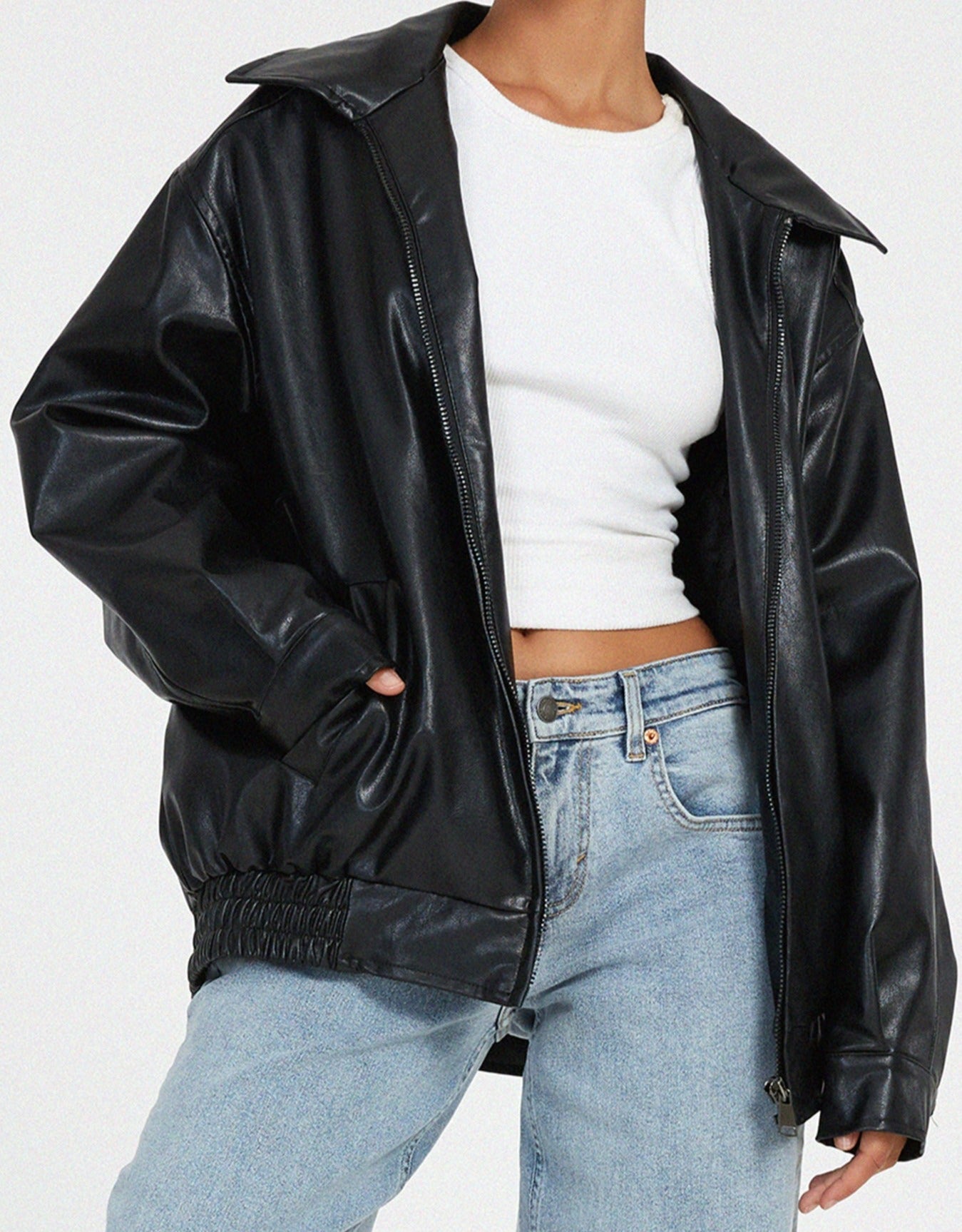 Relaxed Fit Women's Leather Jacket with Zip-Up Closure and High Collar