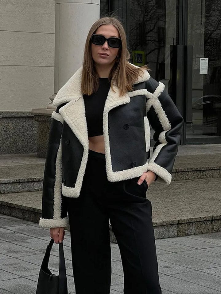 Women's Oversized Short Winter Jacket Featuring Contrast Trim