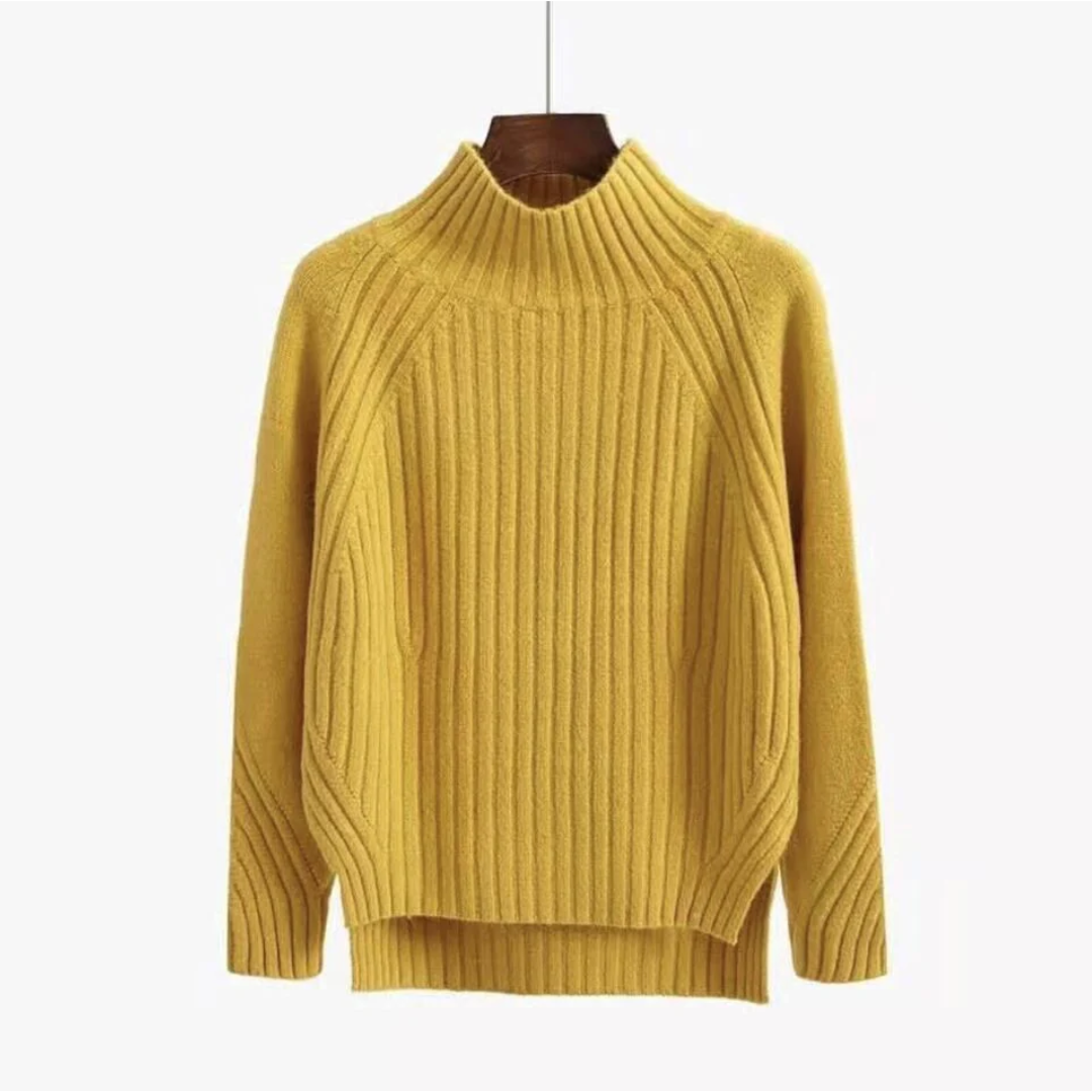 Charm | Women's Pullover with Classic Elegance