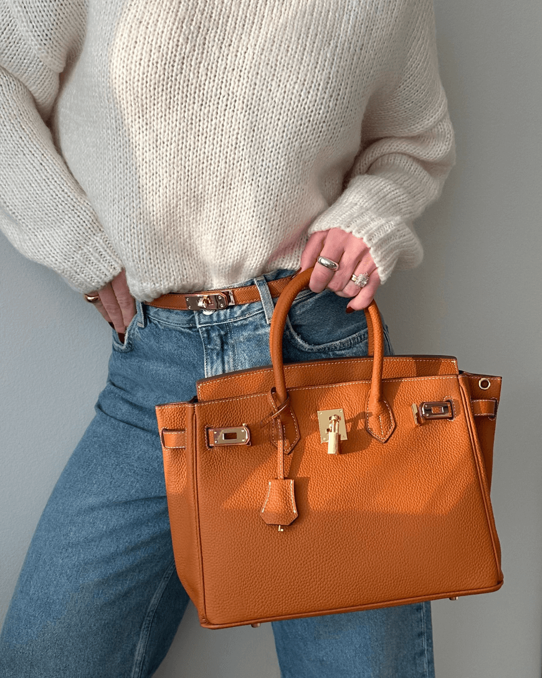 Elegant Women's Handbag