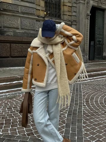 Women's Oversized Short Winter Jacket Featuring Contrast Trim