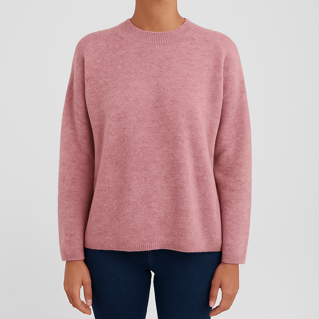 Relaxed Fit Women's Knit Jumper with Soft Fabric and Round Neck
