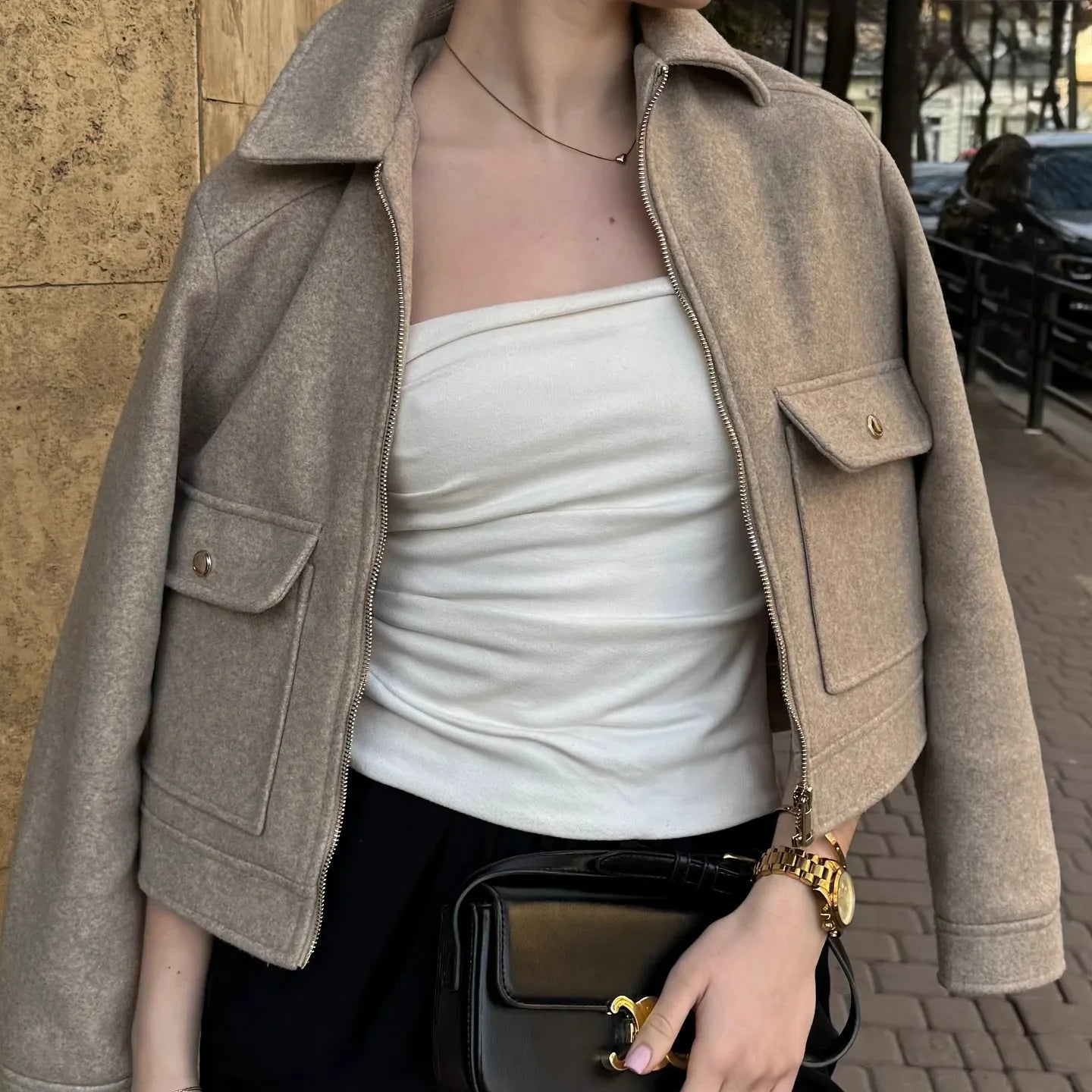 Women's Zip-Front Bomber Jacket with Short Lapels and Flap Pockets