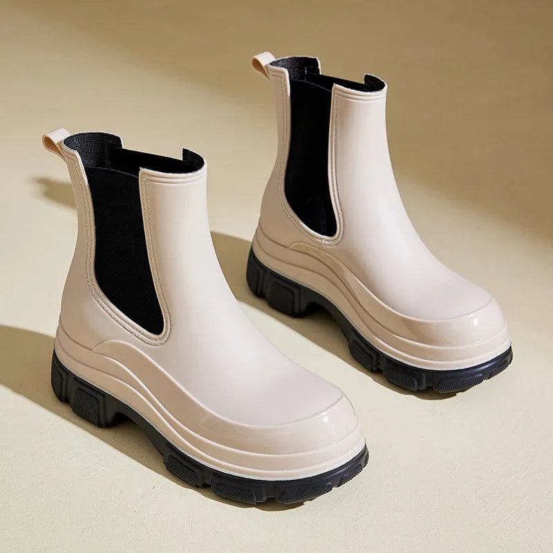 Women's Waterproof Chelsea Boots Featuring a Slip-Resistant Chunky Sole