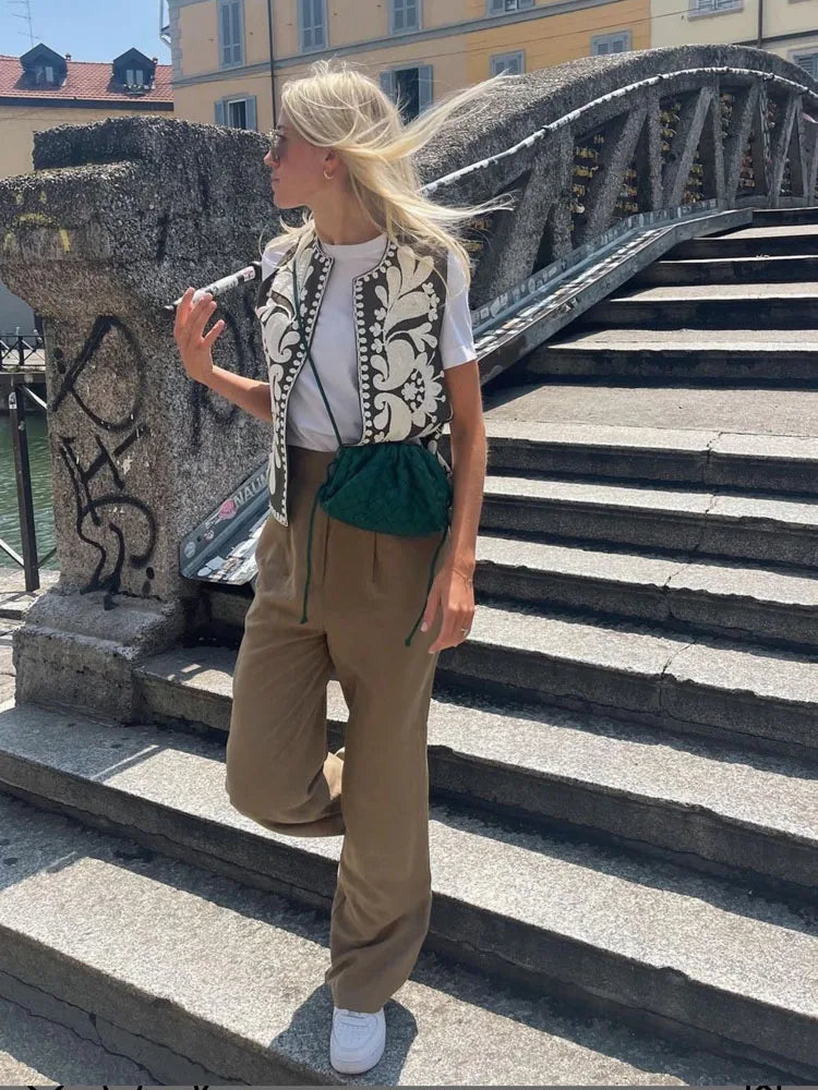 Floral-Embroidered Sleeveless Women's Vest